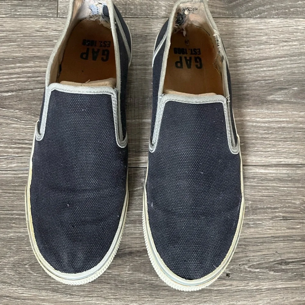 Vintage GAP Black Slip-On Loafers – Size 10 – Early 2000s